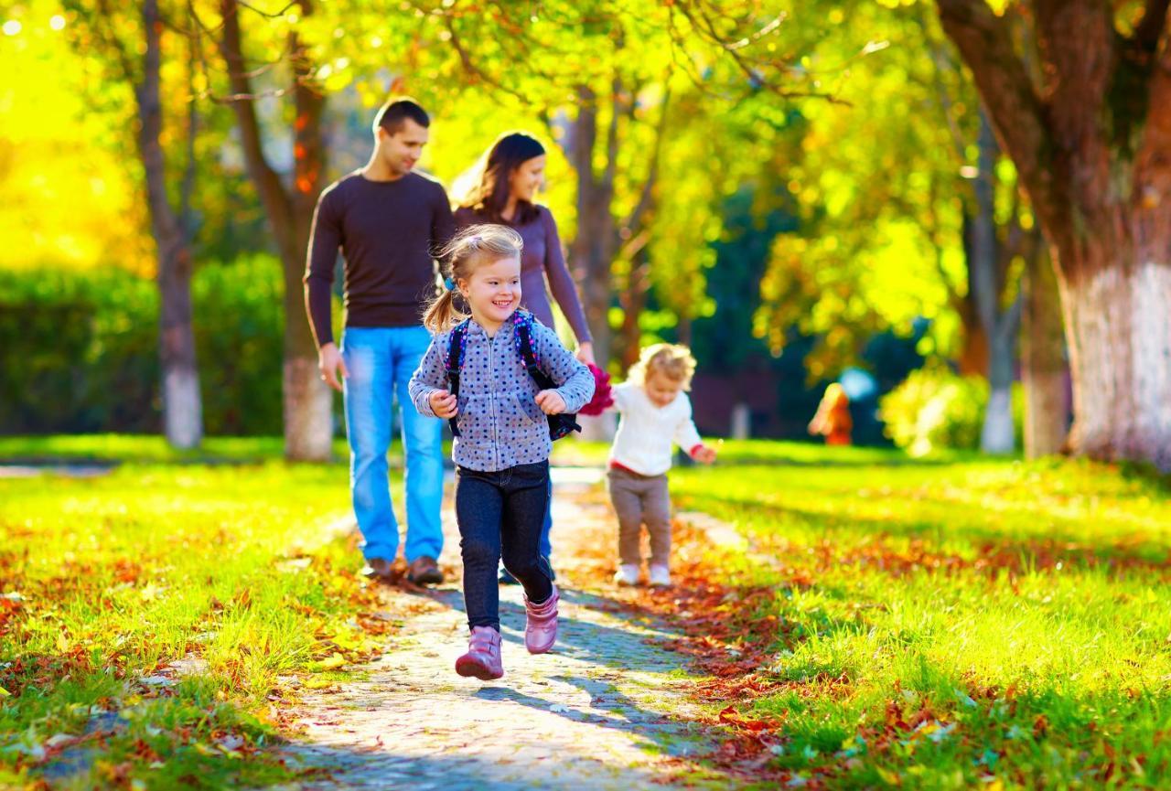 Fréjus Camping Maeva Respire Ecolodge L'Etoile D'Argens المظهر الخارجي الصورة